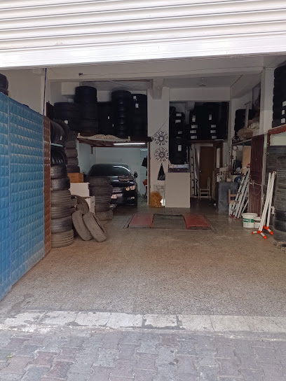 E&K OTO LASTİK işletme görseli