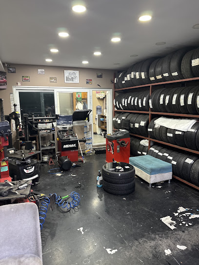 Özçelik Oto Jant & Lastik — business image