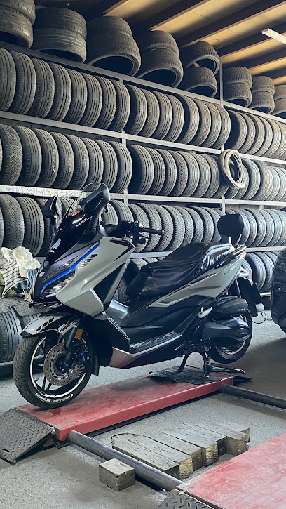 🛞 Oktaylar Türk Oto Lastik Lastikci , Yol Yardım Servis, Lastikçi, Lastik Tamircisi, Scooter Bakım — business image